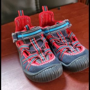 Oshkosh toddler shoes